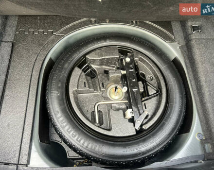 Чорний БМВ 5 Серія, об'ємом двигуна 2.5 л та пробігом 334 тис. км за 8333 $, фото 35 на Automoto.ua