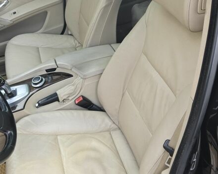 Чорний БМВ 5 Серія, об'ємом двигуна 3 л та пробігом 200 тис. км за 7600 $, фото 3 на Automoto.ua