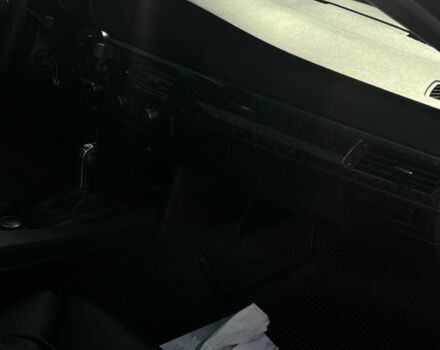 Чорний БМВ 5 Серія, об'ємом двигуна 3 л та пробігом 390 тис. км за 12800 $, фото 10 на Automoto.ua