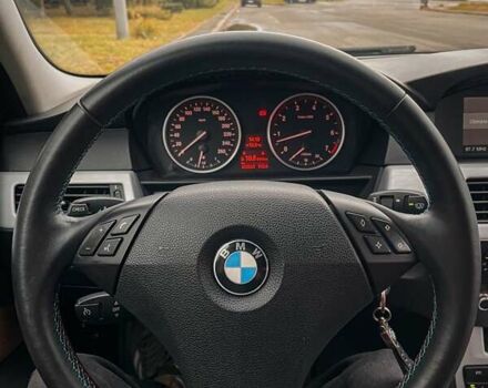 Черный БМВ 5 Серия, объемом двигателя 2.5 л и пробегом 283 тыс. км за 9900 $, фото 27 на Automoto.ua