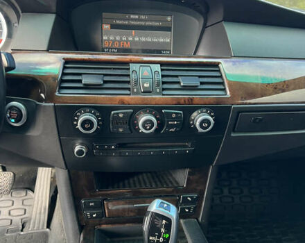 БМВ 5 Серия 2007 в Львове на Automoto.ua Черный БМВ 5 Серия, объемом двигателя 2.5 л и пробегом 256 тыс. км за 7300 $, фото 18 на Automoto.ua