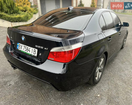 Черный БМВ 5 Серия, объемом двигателя 2.5 л и пробегом 334 тыс. км за 7900 $, фото 9 на Automoto.ua