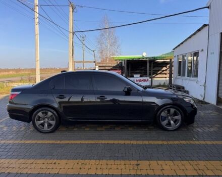 Чорний БМВ 5 Серія, об'ємом двигуна 3 л та пробігом 315 тис. км за 12500 $, фото 1 на Automoto.ua