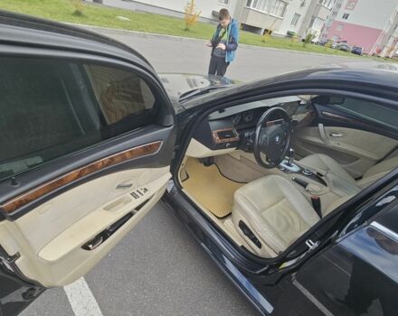 Чорний БМВ 5 Серія, об'ємом двигуна 3 л та пробігом 200 тис. км за 7600 $, фото 2 на Automoto.ua