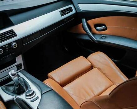 Черный БМВ 5 Серия, объемом двигателя 2.5 л и пробегом 283 тыс. км за 9900 $, фото 5 на Automoto.ua