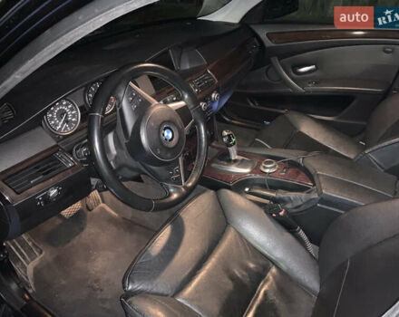 Чорний БМВ 5 Серія, об'ємом двигуна 3 л та пробігом 250 тис. км за 9300 $, фото 5 на Automoto.ua