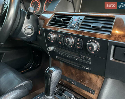 Черный БМВ 5 Серия, объемом двигателя 2.5 л и пробегом 409 тыс. км за 8999 $, фото 19 на Automoto.ua