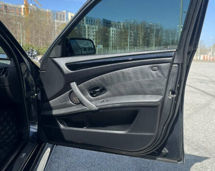 Чорний БМВ 5 Серія, об'ємом двигуна 3 л та пробігом 490 тис. км за 10500 $, фото 20 на Automoto.ua