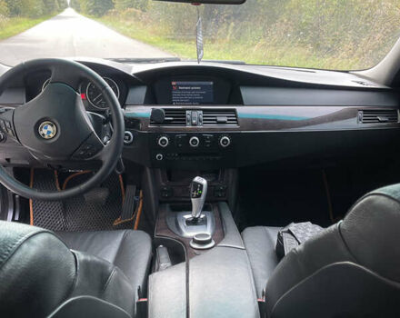 Черный БМВ 5 Серия, объемом двигателя 2.49 л и пробегом 253 тыс. км за 7600 $, фото 10 на Automoto.ua