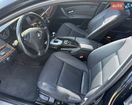 Чорний БМВ 5 Серія, об'ємом двигуна 2 л та пробігом 200 тис. км за 7700 $, фото 13 на Automoto.ua