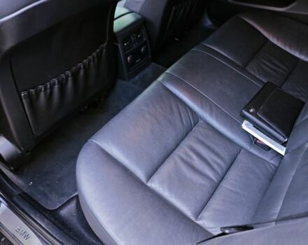 Черный БМВ 5 Серия, объемом двигателя 3 л и пробегом 400 тыс. км за 10500 $, фото 11 на Automoto.ua