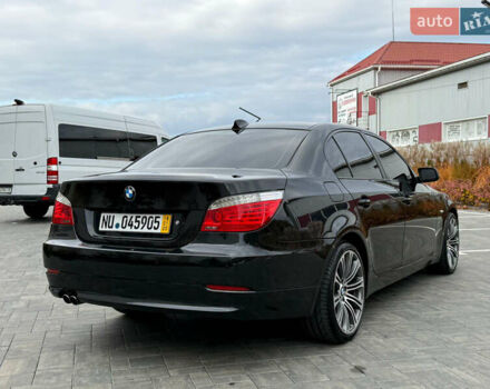 Черный БМВ 5 Серия, объемом двигателя 3 л и пробегом 295 тыс. км за 9500 $, фото 5 на Automoto.ua