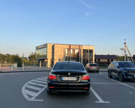 Черный БМВ 5 Серия, объемом двигателя 2 л и пробегом 383 тыс. км за 7400 $, фото 4 на Automoto.ua