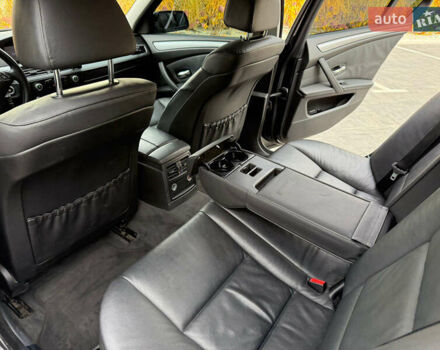 Черный БМВ 5 Серия, объемом двигателя 3 л и пробегом 295 тыс. км за 9500 $, фото 35 на Automoto.ua