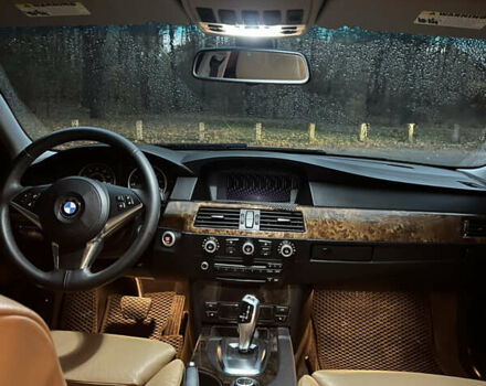Черный БМВ 5 Серия, объемом двигателя 3 л и пробегом 220 тыс. км за 11999 $, фото 11 на Automoto.ua