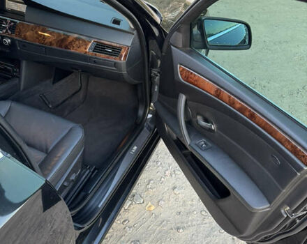 Черный БМВ 5 Серия, объемом двигателя 2.5 л и пробегом 230 тыс. км за 9300 $, фото 6 на Automoto.ua