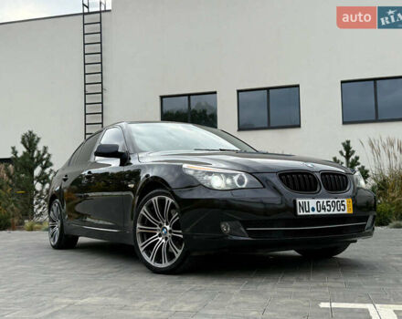 Черный БМВ 5 Серия, объемом двигателя 3 л и пробегом 295 тыс. км за 9500 $, фото 19 на Automoto.ua