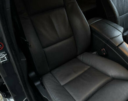 БМВ 5 Серия 2008 в Львове на Automoto.ua Черный БМВ 5 Серия, объемом двигателя 3 л и пробегом 330 тыс. км за 17900 $, фото 17 на Automoto.ua