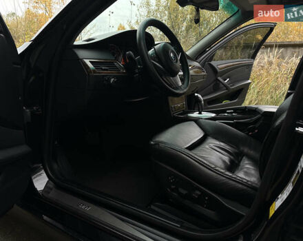 Чорний БМВ 5 Серія, об'ємом двигуна 3 л та пробігом 307 тис. км за 9000 $, фото 25 на Automoto.ua