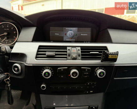 Черный БМВ 5 Серия, объемом двигателя 3 л и пробегом 307 тыс. км за 8400 $, фото 54 на Automoto.ua