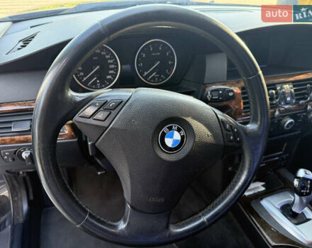 Чорний БМВ 5 Серія, об'ємом двигуна 2 л та пробігом 200 тис. км за 7700 $, фото 14 на Automoto.ua