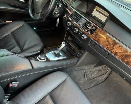 Черный БМВ 5 Серия, объемом двигателя 2.5 л и пробегом 230 тыс. км за 9300 $, фото 4 на Automoto.ua