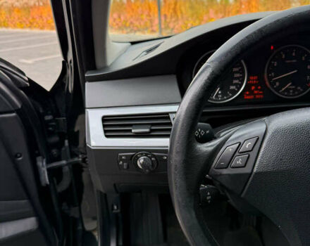 Черный БМВ 5 Серия, объемом двигателя 3 л и пробегом 295 тыс. км за 9500 $, фото 49 на Automoto.ua