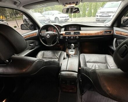 Черный БМВ 5 Серия, объемом двигателя 3 л и пробегом 299 тыс. км за 9000 $, фото 8 на Automoto.ua