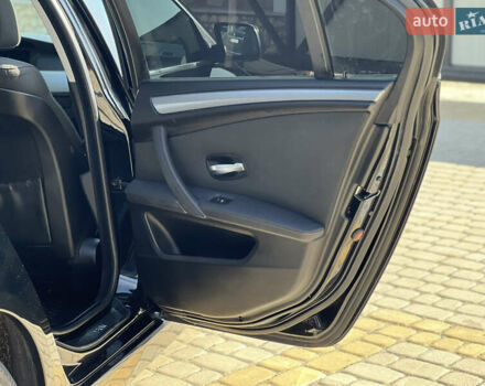 Черный БМВ 5 Серия, объемом двигателя 2.5 л и пробегом 250 тыс. км за 8650 $, фото 35 на Automoto.ua