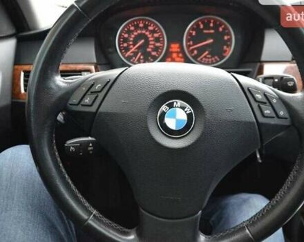 Чорний БМВ 5 Серія, об'ємом двигуна 3 л та пробігом 360 тис. км за 9200 $, фото 23 на Automoto.ua