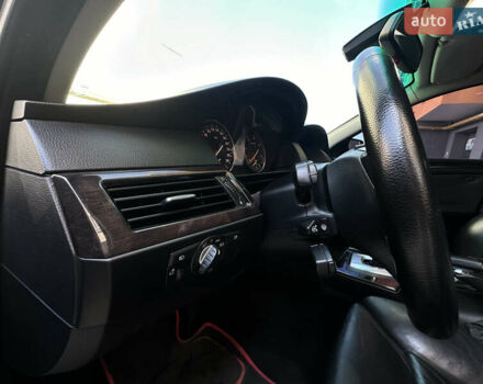 Черный БМВ 5 Серия, объемом двигателя 2 л и пробегом 324 тыс. км за 10700 $, фото 54 на Automoto.ua