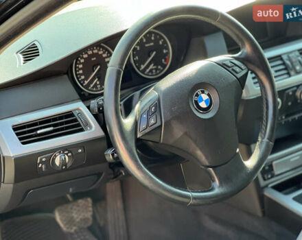 Черный БМВ 5 Серия, объемом двигателя 2.5 л и пробегом 250 тыс. км за 8650 $, фото 21 на Automoto.ua