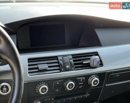 Черный БМВ 5 Серия, объемом двигателя 2.5 л и пробегом 250 тыс. км за 8650 $, фото 27 на Automoto.ua