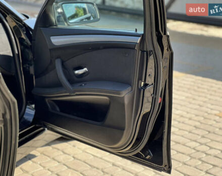 Черный БМВ 5 Серия, объемом двигателя 2.5 л и пробегом 250 тыс. км за 8650 $, фото 38 на Automoto.ua