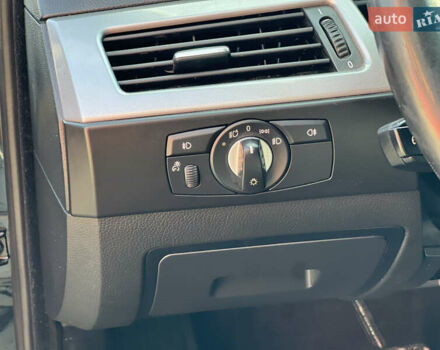 Черный БМВ 5 Серия, объемом двигателя 2.5 л и пробегом 250 тыс. км за 8650 $, фото 31 на Automoto.ua