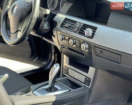 Черный БМВ 5 Серия, объемом двигателя 2.5 л и пробегом 250 тыс. км за 8650 $, фото 42 на Automoto.ua
