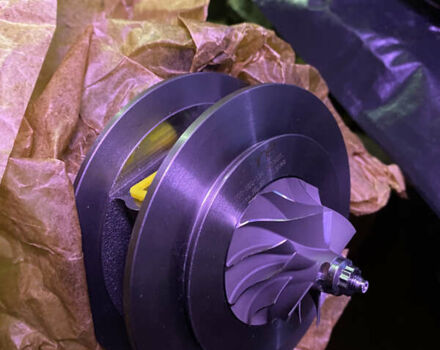 Черный БМВ 5 Серия, объемом двигателя 2 л и пробегом 324 тыс. км за 10700 $, фото 120 на Automoto.ua