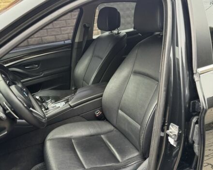 Черный БМВ 5 Серия, объемом двигателя 2 л и пробегом 300 тыс. км за 12999 $, фото 15 на Automoto.ua