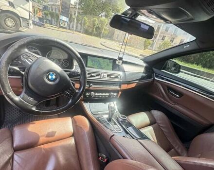 Черный БМВ 5 Серия, объемом двигателя 3 л и пробегом 260 тыс. км за 14000 $, фото 1 на Automoto.ua
