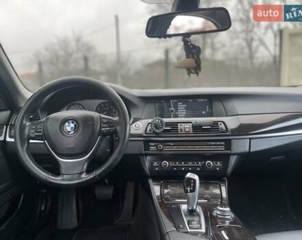 Черный БМВ 5 Серия, объемом двигателя 3 л и пробегом 225 тыс. км за 10500 $, фото 9 на Automoto.ua