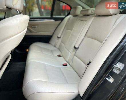 Черный БМВ 5 Серия, объемом двигателя 3 л и пробегом 276 тыс. км за 11000 $, фото 14 на Automoto.ua