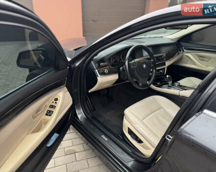 Чорний БМВ 5 Серія, об'ємом двигуна 3 л та пробігом 276 тис. км за 10550 $, фото 34 на Automoto.ua