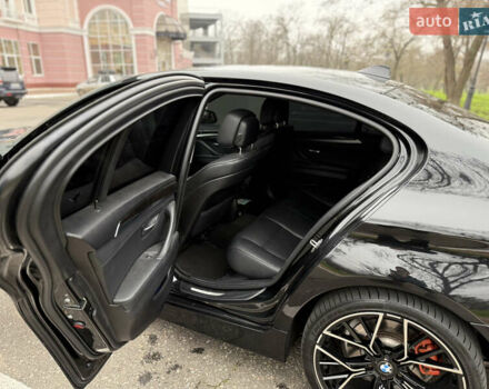 Чорний БМВ 5 Серія, об'ємом двигуна 2.98 л та пробігом 273 тис. км за 18000 $, фото 8 на Automoto.ua
