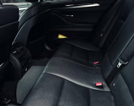 Чорний БМВ 5 Серія, об'ємом двигуна 2.98 л та пробігом 216 тис. км за 13500 $, фото 3 на Automoto.ua