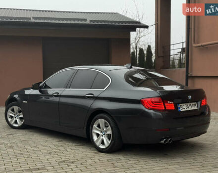 Чорний БМВ 5 Серія, об'ємом двигуна 3 л та пробігом 276 тис. км за 10550 $, фото 69 на Automoto.ua