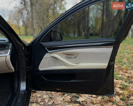 Черный БМВ 5 Серия, объемом двигателя 3 л и пробегом 276 тыс. км за 11000 $, фото 24 на Automoto.ua