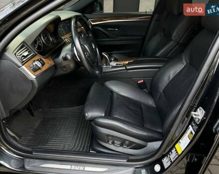 Чорний БМВ 5 Серія, об'ємом двигуна 2.99 л та пробігом 216 тис. км за 12500 $, фото 10 на Automoto.ua