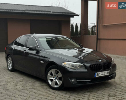 Чорний БМВ 5 Серія, об'ємом двигуна 3 л та пробігом 276 тис. км за 10550 $, фото 58 на Automoto.ua