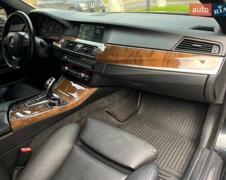 Чорний БМВ 5 Серія, об'ємом двигуна 2.99 л та пробігом 216 тис. км за 12500 $, фото 18 на Automoto.ua
