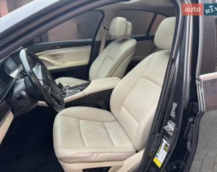 Чорний БМВ 5 Серія, об'ємом двигуна 3 л та пробігом 276 тис. км за 10550 $, фото 23 на Automoto.ua